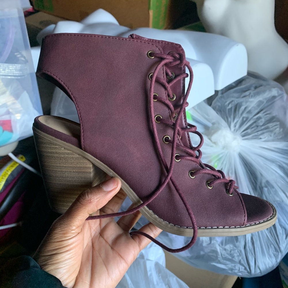 Open toe bootie
